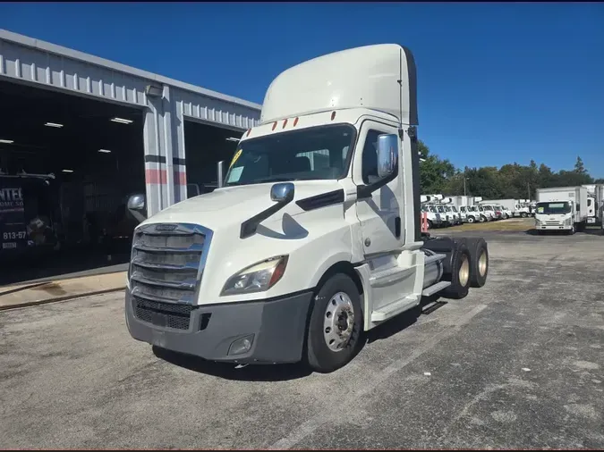2018 FREIGHTLINER/MERCEDES NEW CASCADIA PX12664119c0a8fa0b56013e43515632b728aea