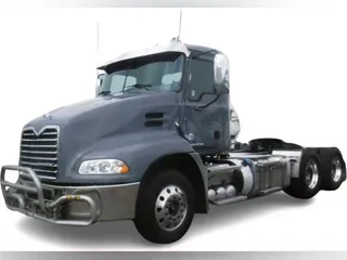 2017 Mack CXU613