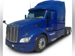 2022 Peterbilt 579