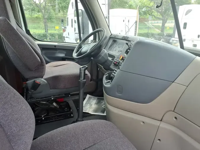 2019 FREIGHTLINER/MERCEDES CASCADIA 12511a56f933ca7f6ba8d6407004f2b559a