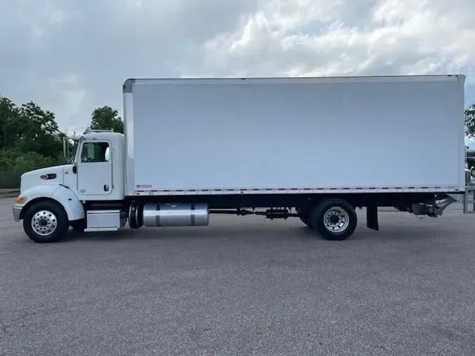 2020 Peterbilt 337