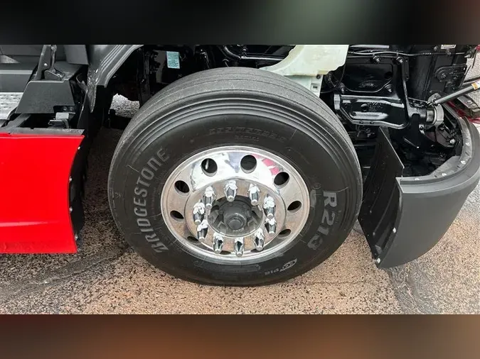 2022 KENWORTH T680