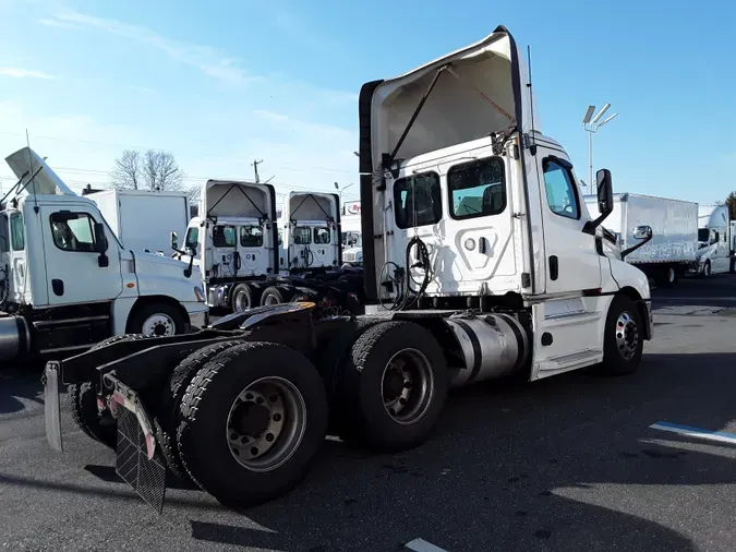 2020 FREIGHTLINER/MERCEDES NEW CASCADIA PX12664