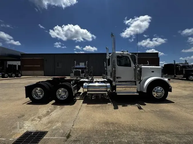 2027 PETERBILT 58911ac21e0f617389ffb74a437bc3260dc