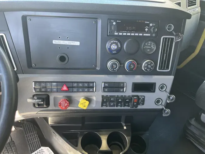 2023 Freightliner Cascadia