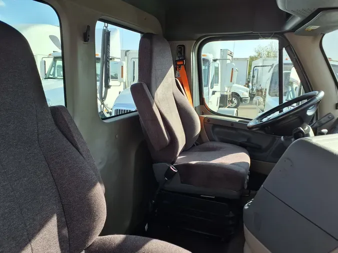 2018 FREIGHTLINER/MERCEDES CASCADIA 125