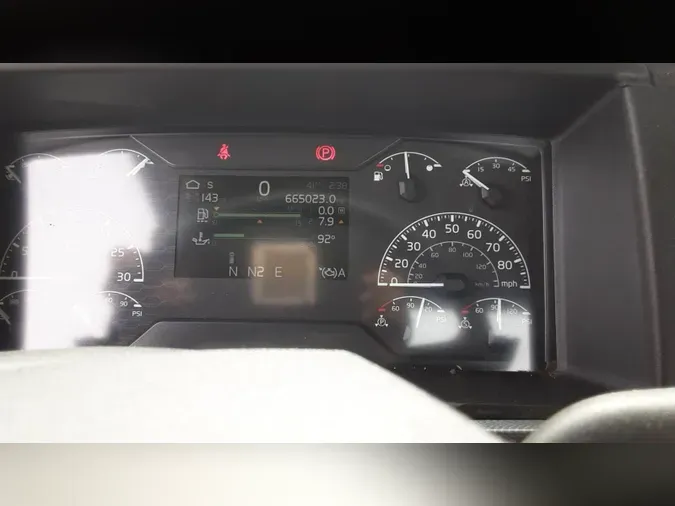 2019 Volvo VNL30011b6fc1e64dfcff105652e8103a69d00