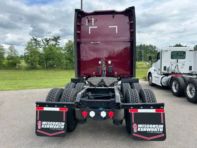 2021 Kenworth T680 Short Hood