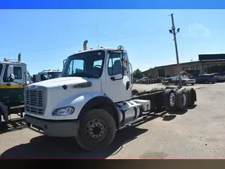 2013 FREIGHTLINER BUSINESS CLASS M2 112