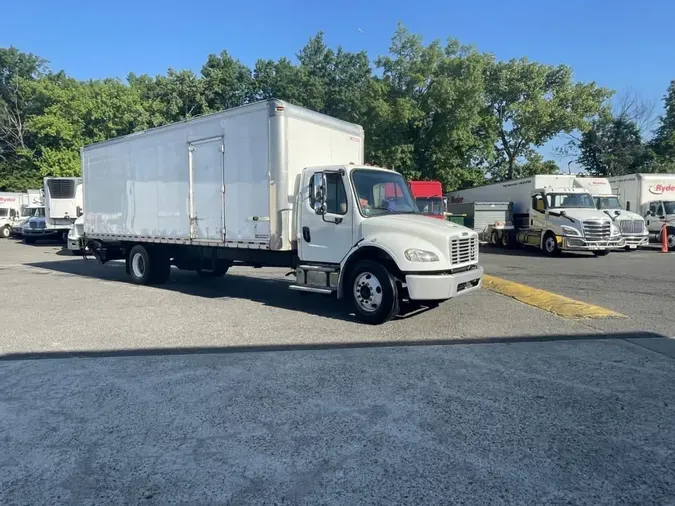 2018 FREIGHTLINER M2 106