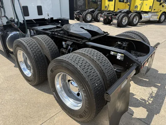 2021 Peterbilt 579