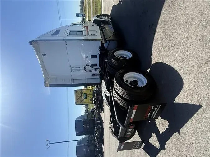 2023 KENWORTH T68011bf58ddeba6fa73ae4af8149842bba7