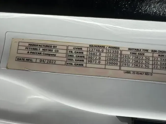 2023 Peterbilt 579