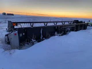 2001 AGCO Gleaner 800-30F