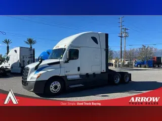 2021 FREIGHTLINER CA126