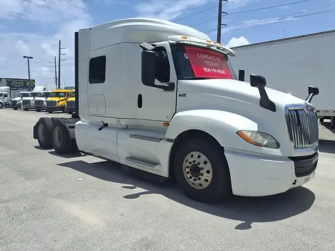 2020 NAVISTAR INTERNATIONAL LT625 SLPR CAB