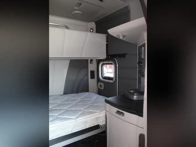 2025 Peterbilt 56711ca90e6f88ea925f3d2cad02845bba2