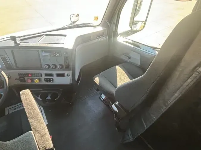 2019 Freightliner New Cascadia 126
