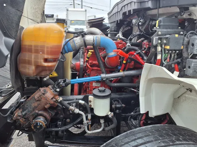 2019 NAVISTAR INTERNATIONAL 4300