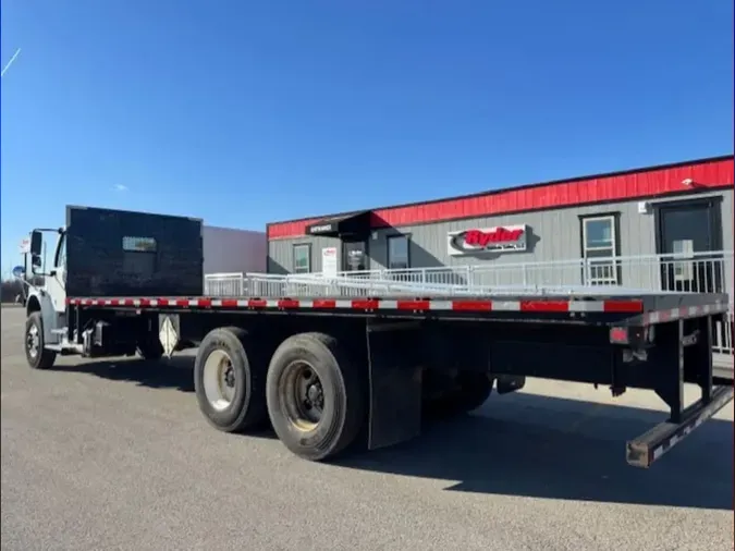 2018 FREIGHTLINER/MERCEDES M2 106