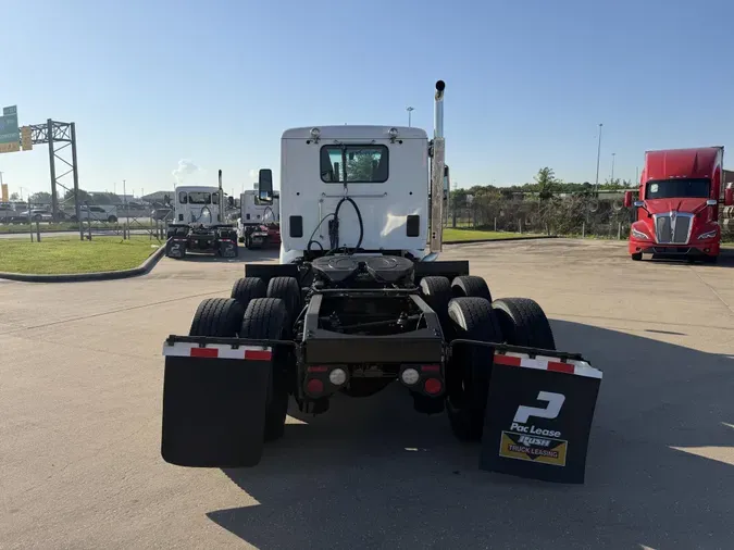 2023 Peterbilt 567