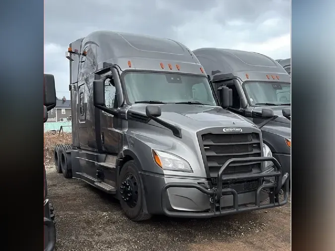 2023 FREIGHTLINER Cascadia 12611d7a0d2a10c34b3c7cb34e31cd22c02