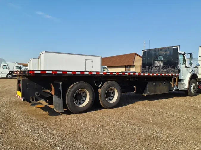 2018 FREIGHTLINER M2 106