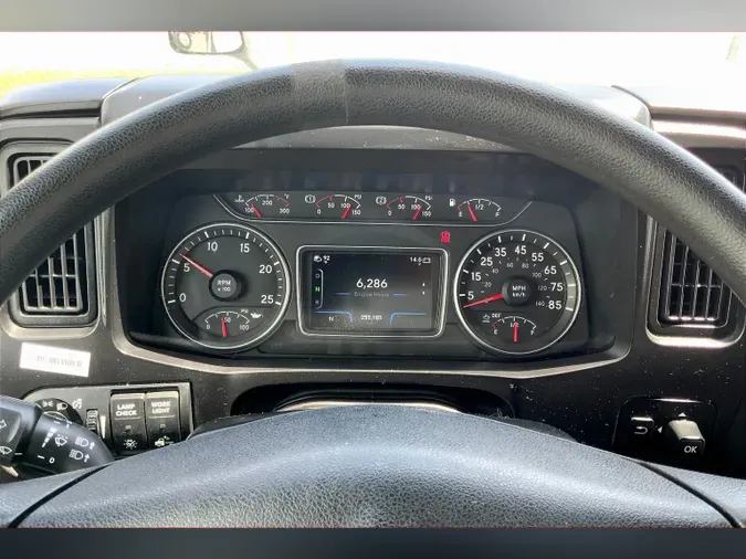 2022 INT LT625 6x4