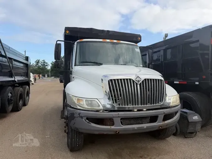 2009 INTERNATIONAL DURASTAR 4300