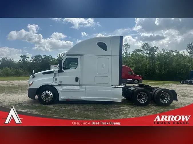 2020 FREIGHTLINER CA126
