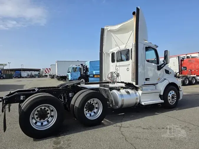 2021 PETERBILT 579