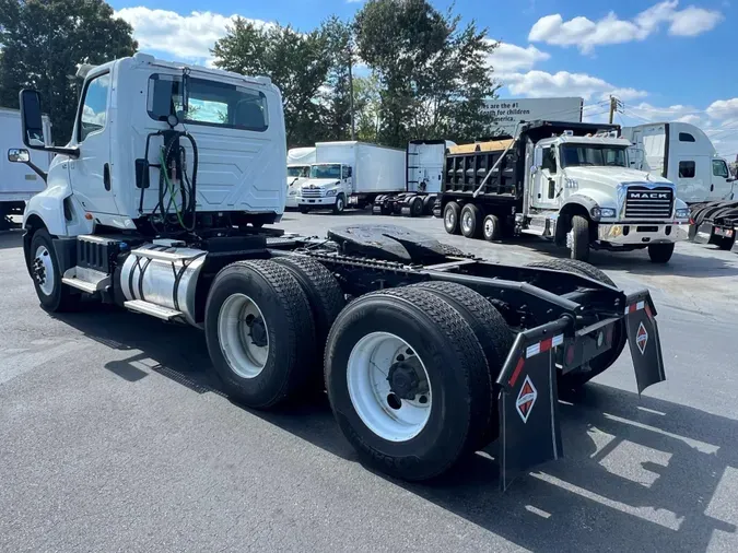 2024 International LT62511de775fa9425f611a159db1e43a4d70
