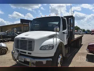 2017 FREIGHTLINER BUSINESS CLASS M2 106