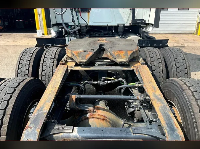 2022 INT LT625 6x4