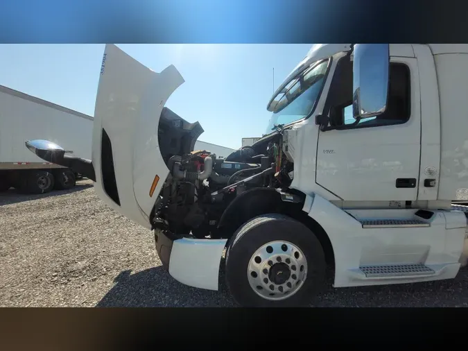 2019 Volvo VNL300