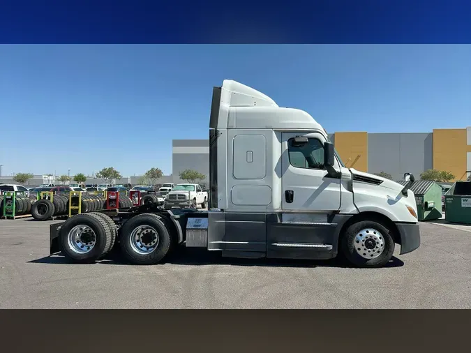 2020 Freightliner Cascadia