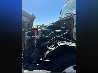 2017 VOLVO VNL64TRACTOR