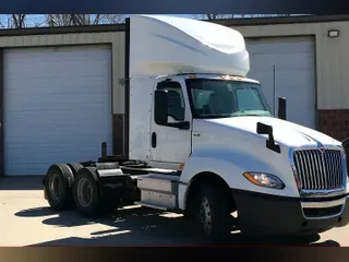 2018 International LT625 6x4