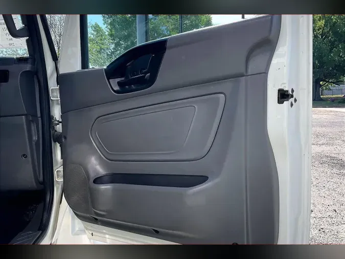 2021 INT MV607