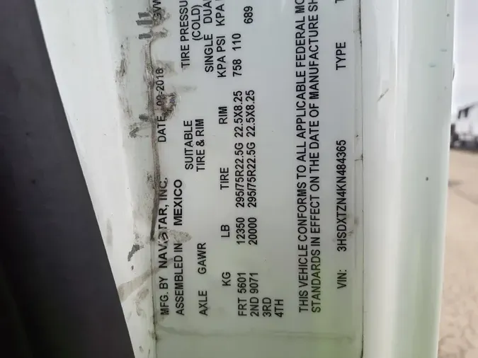 2019 NAVISTAR INTERNATIONAL RH613 DAYCAB S/A