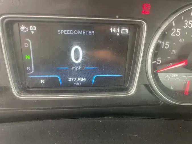 2019 NAVISTAR INTERNATIONAL LT625 DAYCAB T/A