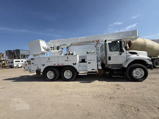 2010 ALTEC AM55