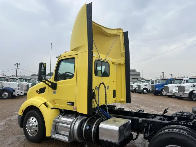 2021 Peterbilt 579