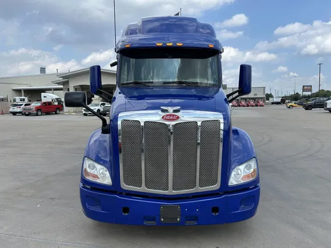2022 Peterbilt 579