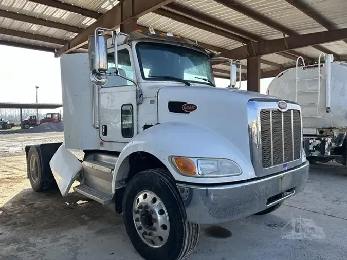 2016 PETERBILT 337