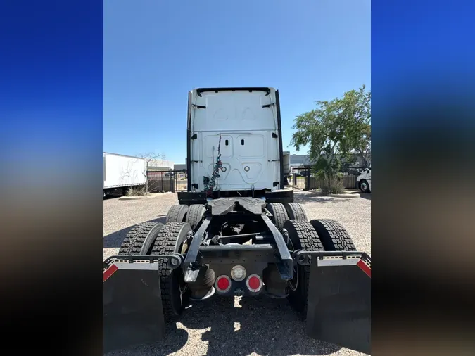 2019 FREIGHTLINER/MERCEDES CASCADIA 125