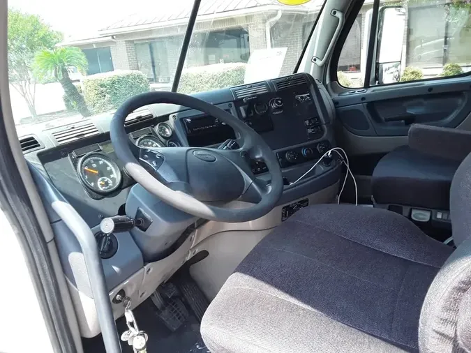 2018 FREIGHTLINER CASCADIA 125