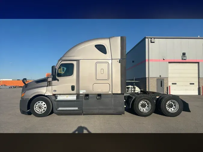 2021 Freightliner Cascadia