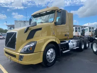 2018 VOLVO TRUCK VNL64T300