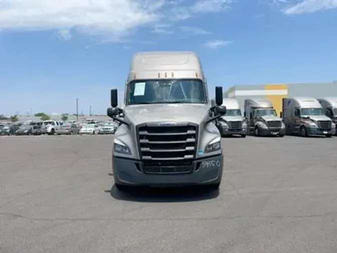 2023 Freightliner Cascadia